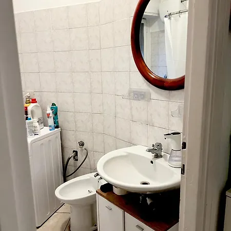Debora House Проживание в семье *